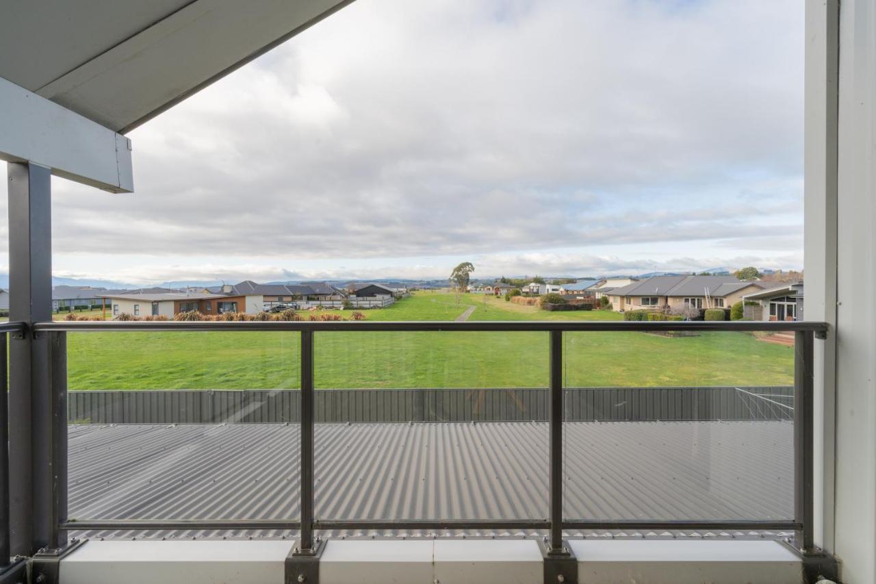 Acheron Homestead - Te Anau Holiday Home Exterior photo